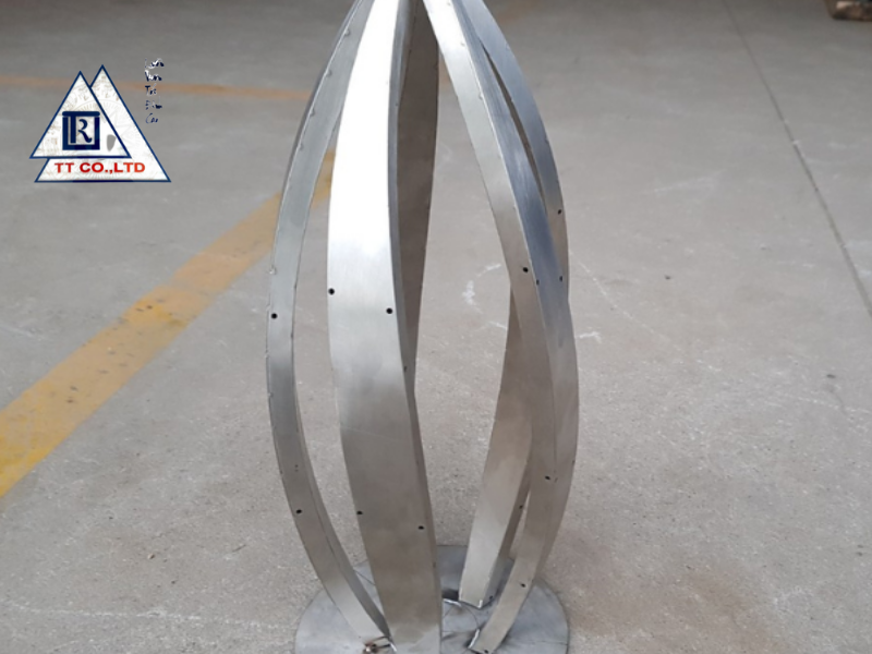 Ứng dụng đa dạng của inox nghệ thuật trong đời sống