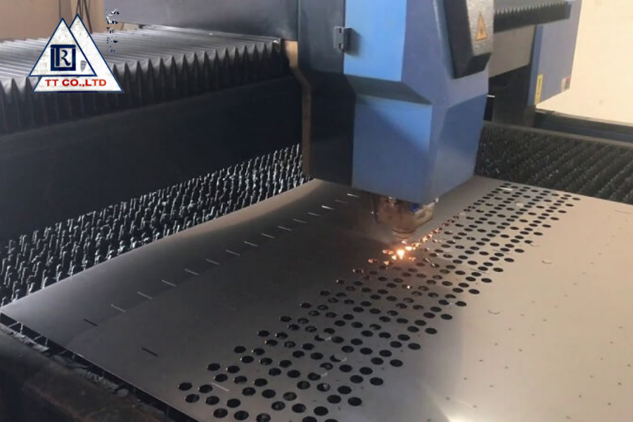 Quy trình gia công cắt inox theo yêu cầu tại Inox Trọng Tín