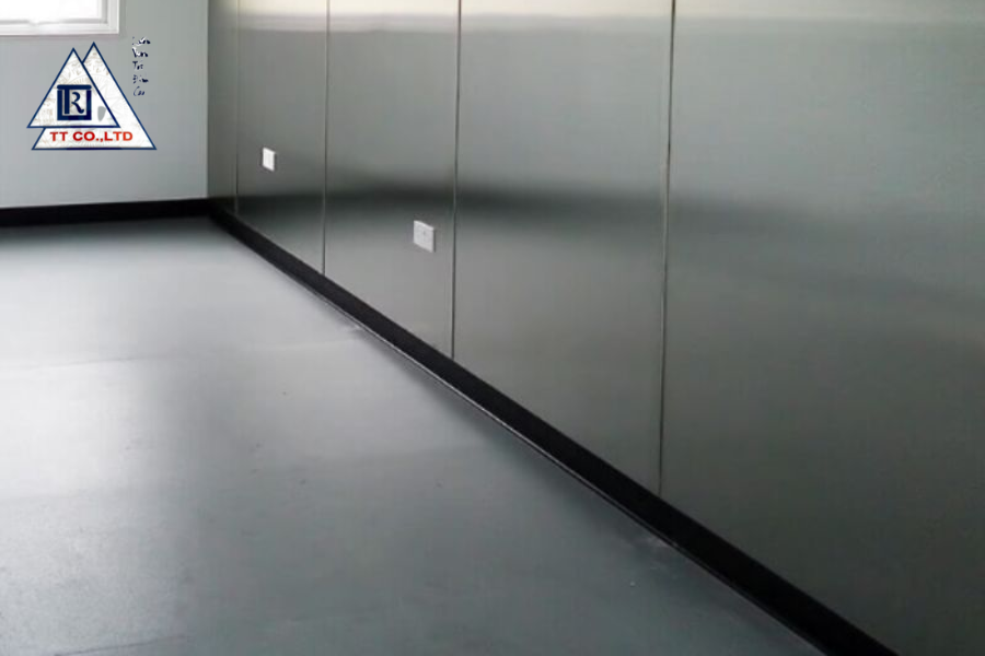 Tấm Ốp Tường Inox: Giải Pháp Bền Đẹp, Vệ Sinh Và Hiện Đại Cho Mọi Không Gian 