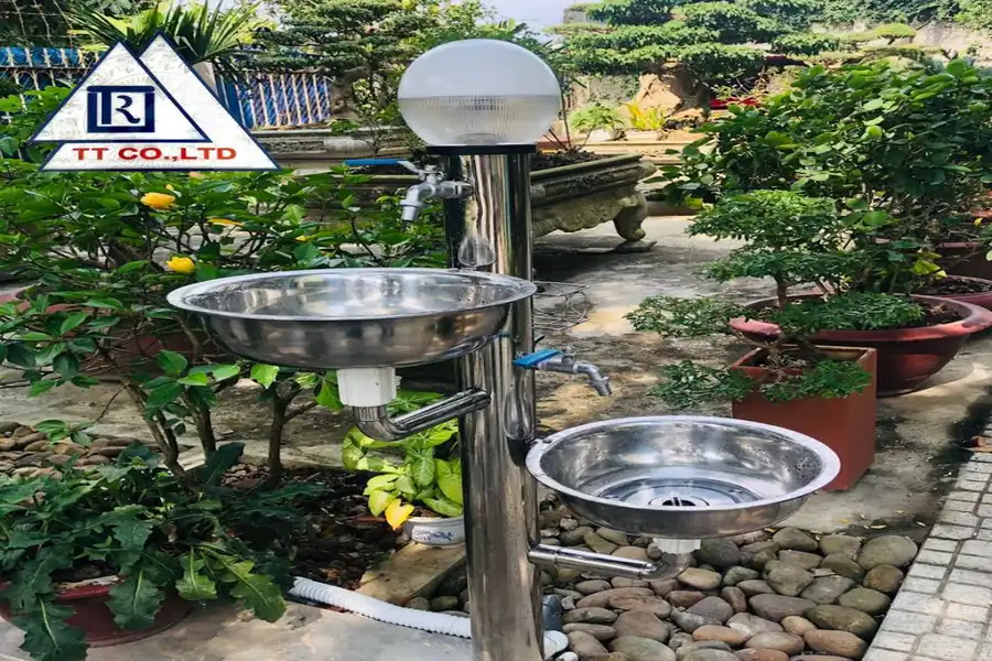 Lựa Chọn Chất Liệu Inox Gia Công Trụ Nước Để Sáng Bóng, Bền, Đẹp