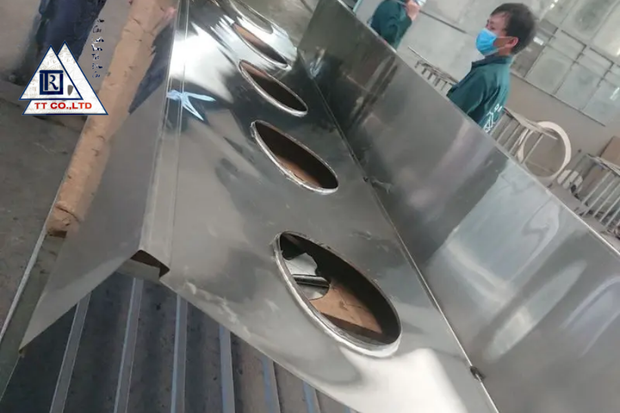 Lựa chọn Inox chất lượng và dịch vụ xử lý bề mặt chuyên nghiệp từ Inox Trọng Tín