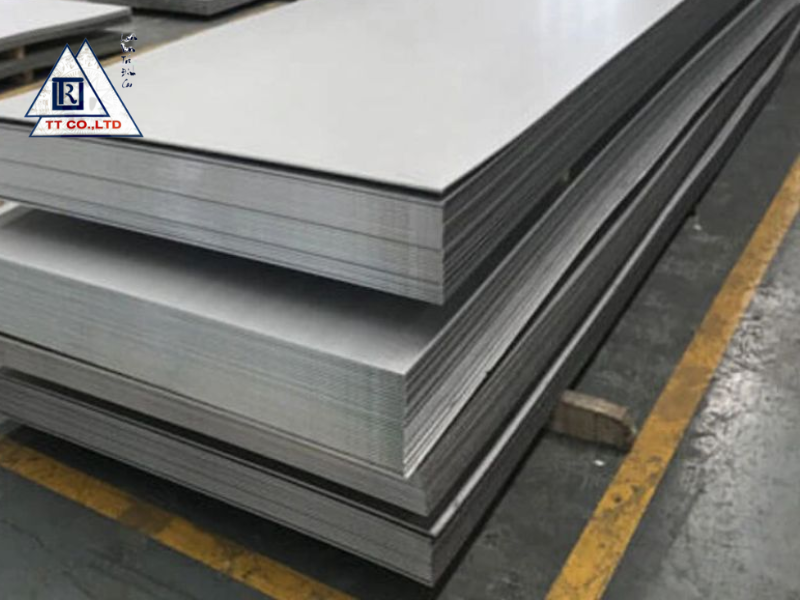 Tấm inox 304 được dùng phổ biến trong gia công máng xối inox