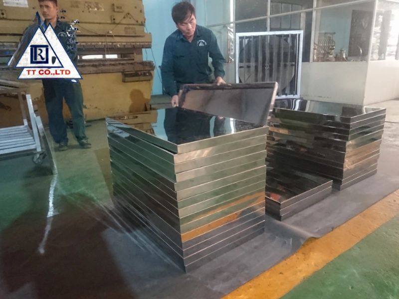 Quy trình gia công inox mạ PVD chuyên nghiệp